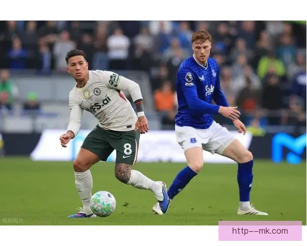 恩佐天价转会切尔西震撼足坛引发热议与期待