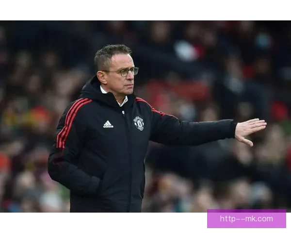 肖恩戴奇执教埃弗顿屡破扣分困境展现顽强斗志助球队逆袭