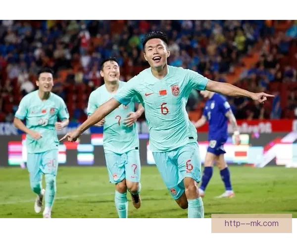 韦世豪世预赛火线复出头球破泰国大门 助力中国队赢得关键胜利 韦世豪世预赛火线复出头球破泰国大门 助力中国队赢得关键胜利